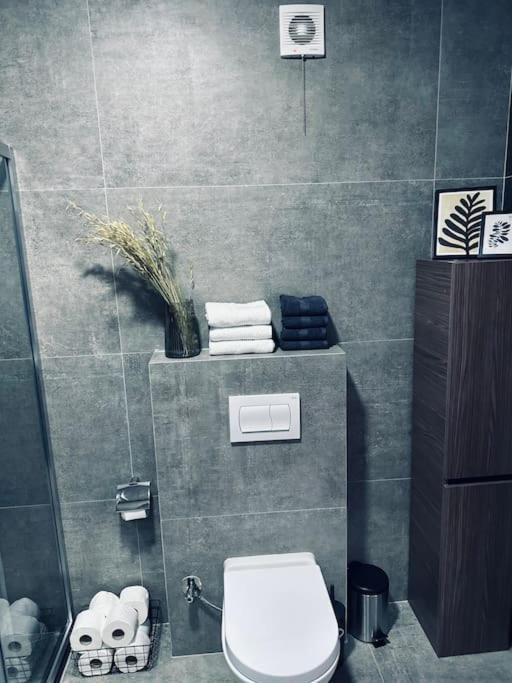 Priam Apartment Πρίστινα Εξωτερικό φωτογραφία