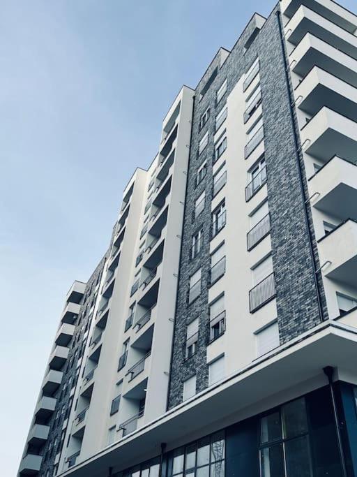 Priam Apartment Πρίστινα Εξωτερικό φωτογραφία