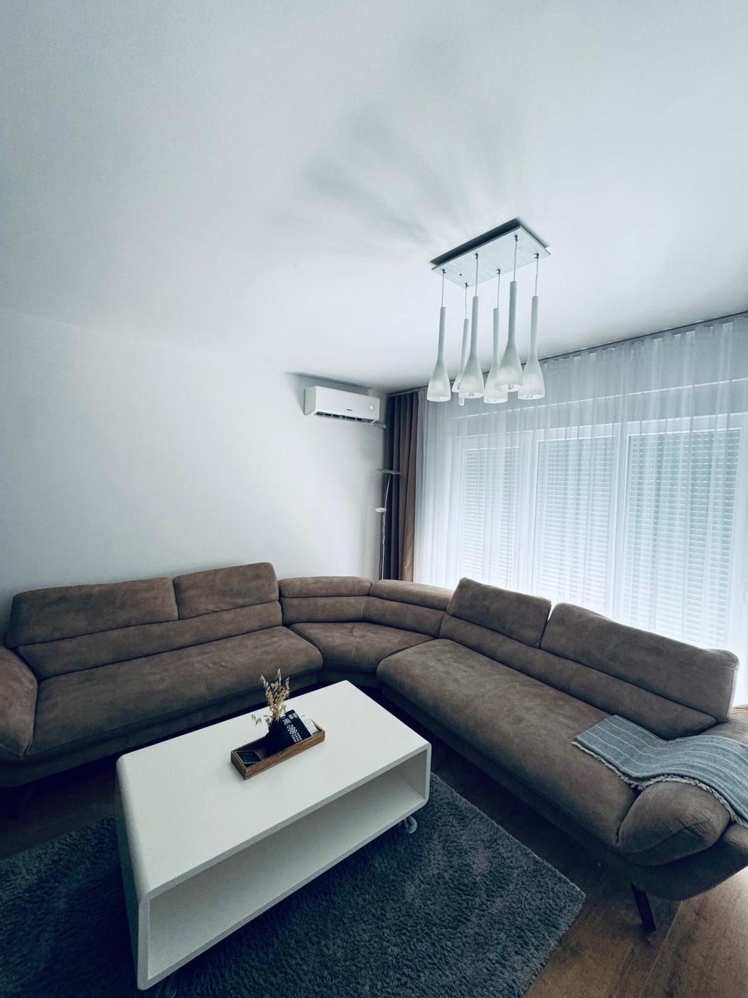 Priam Apartment Πρίστινα Εξωτερικό φωτογραφία